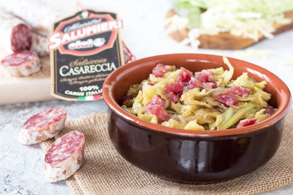 Verze sofegae mit hausgemachter Clai Wurst