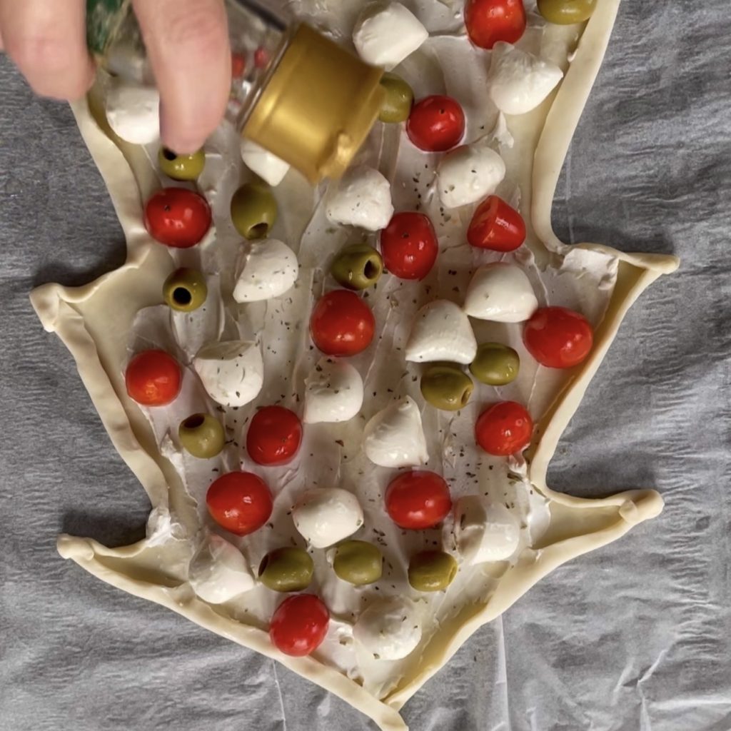 Weihnachtsbaum herzhafter Kuchen