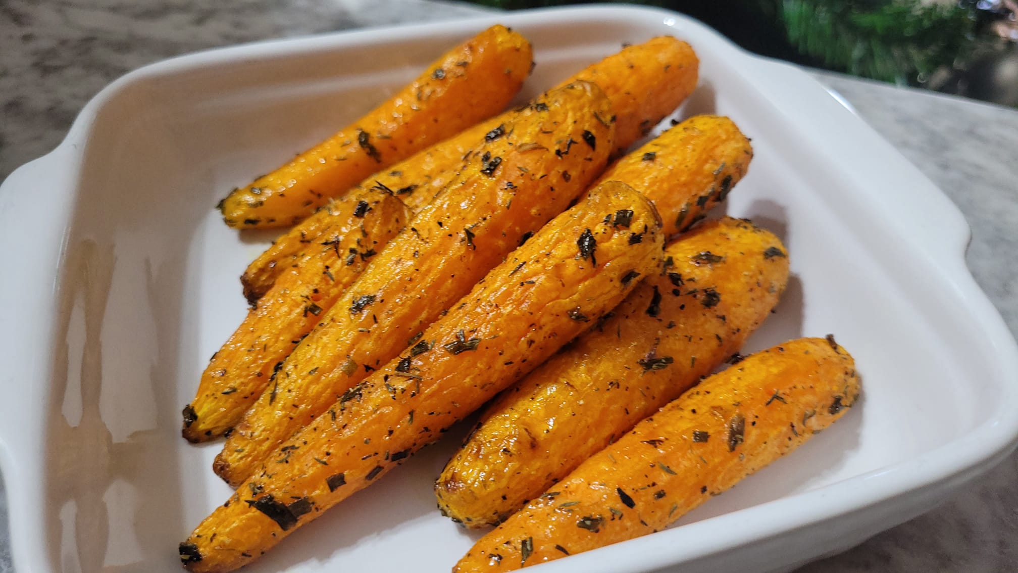 Geröstete Karotten in der Heißluftfritteuse