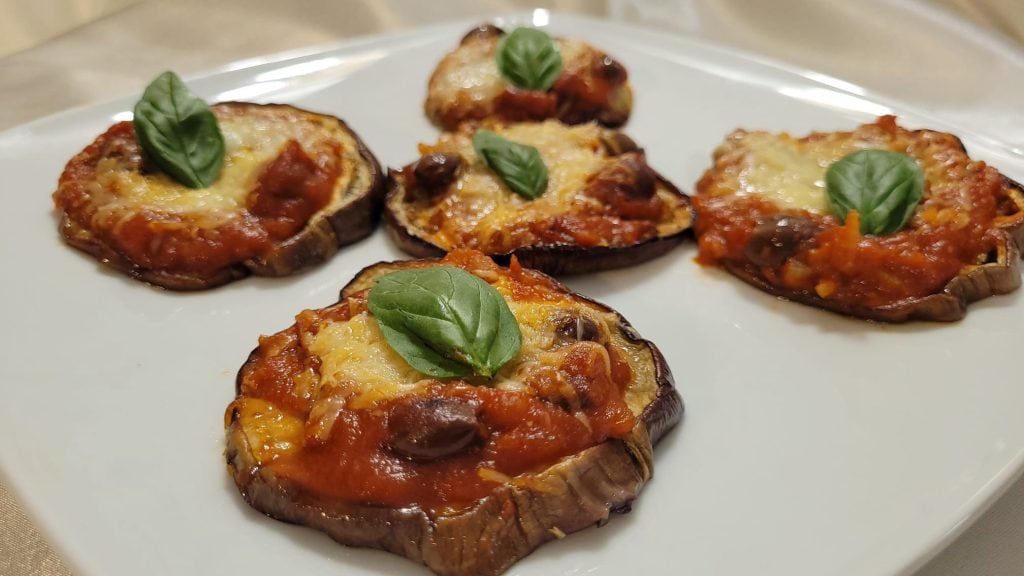 Auberginen-Pizzetten in der Heißluftfritteuse