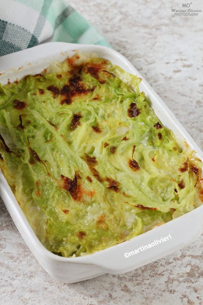 Wirsing-Lasagne und Käse