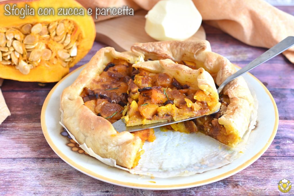 Blätterteig mit Kürbis und Speck Rezept einfache und köstliche herzhafte Tarte mit Hokkaido-Kürbis il chicco di mais