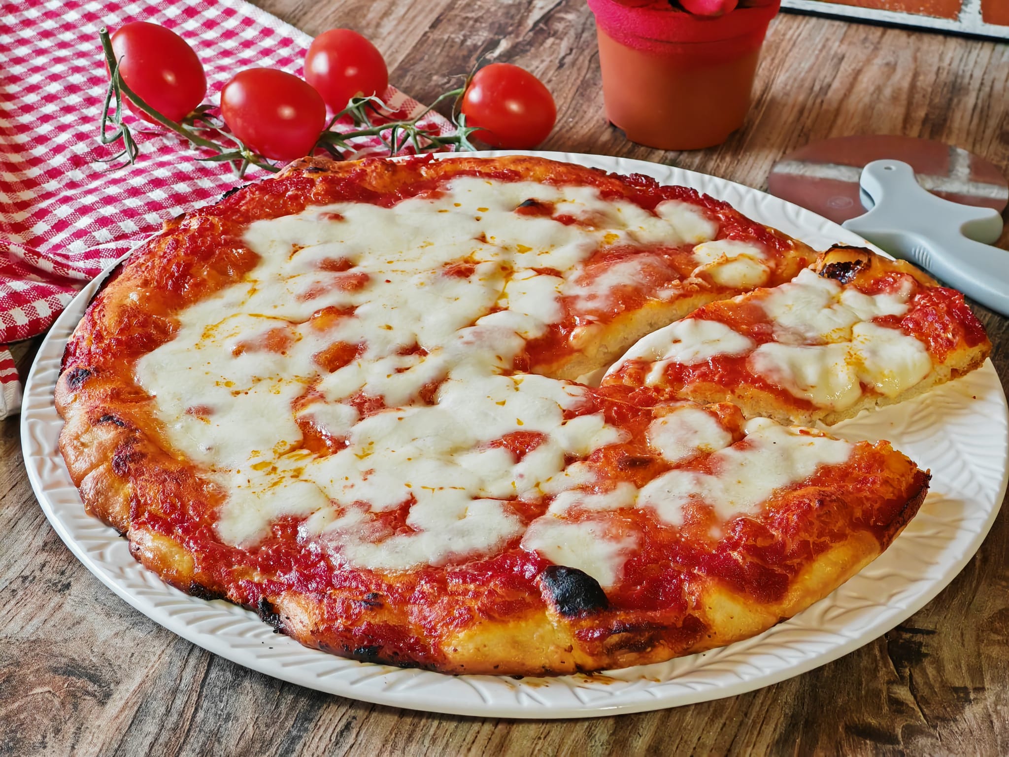 Weiche Pizza ohne Teig