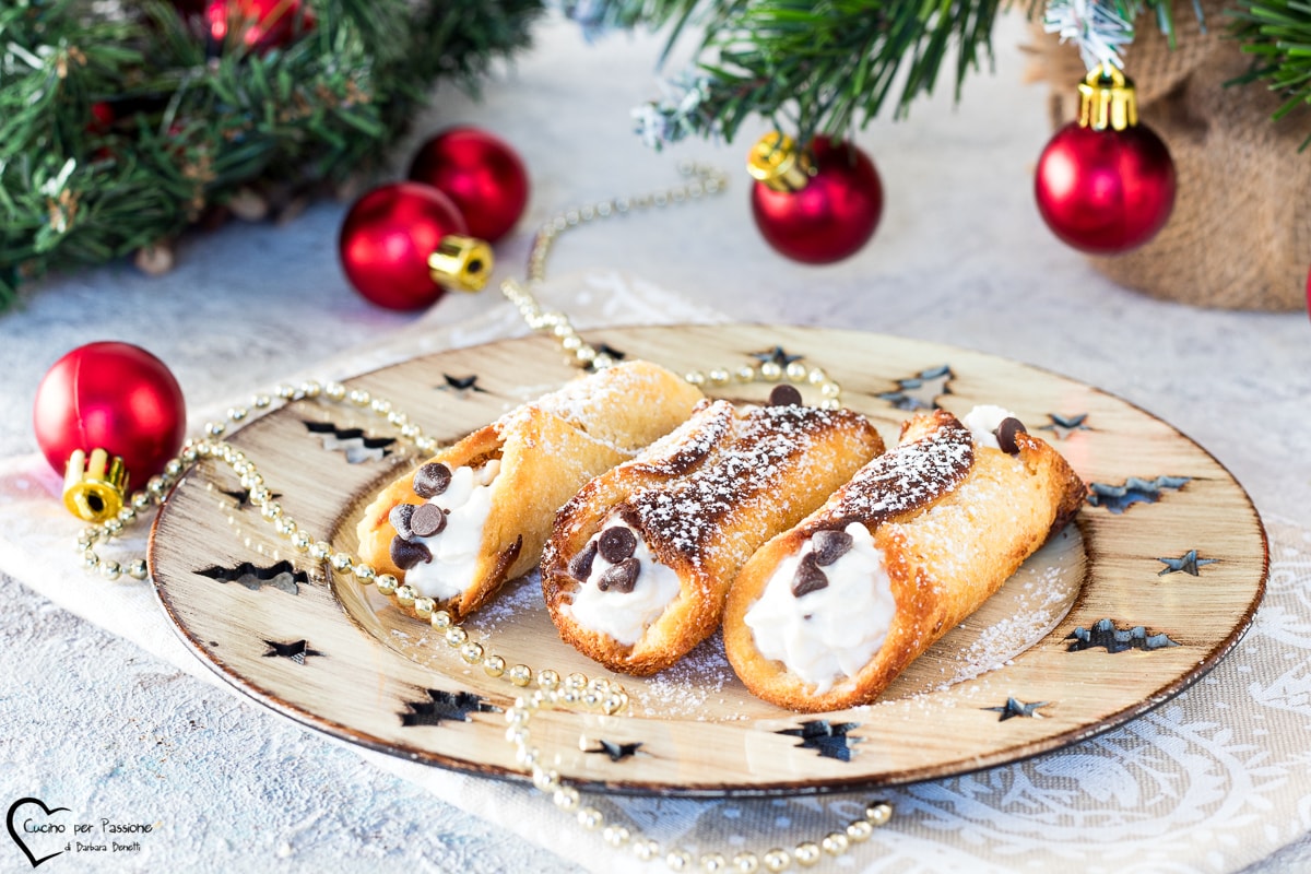 CANNOLI AUS PANDORO