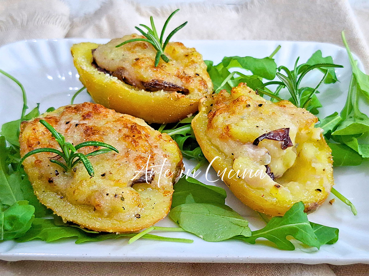 GEPFÜLLTE KARTOFFELN mit GORGONZOLA und Parmesan