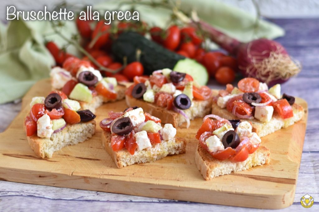 griechische Bruschetta mit Feta Oliven Zwiebel Rezept Snack Aperitif Apericena il chicco di mais