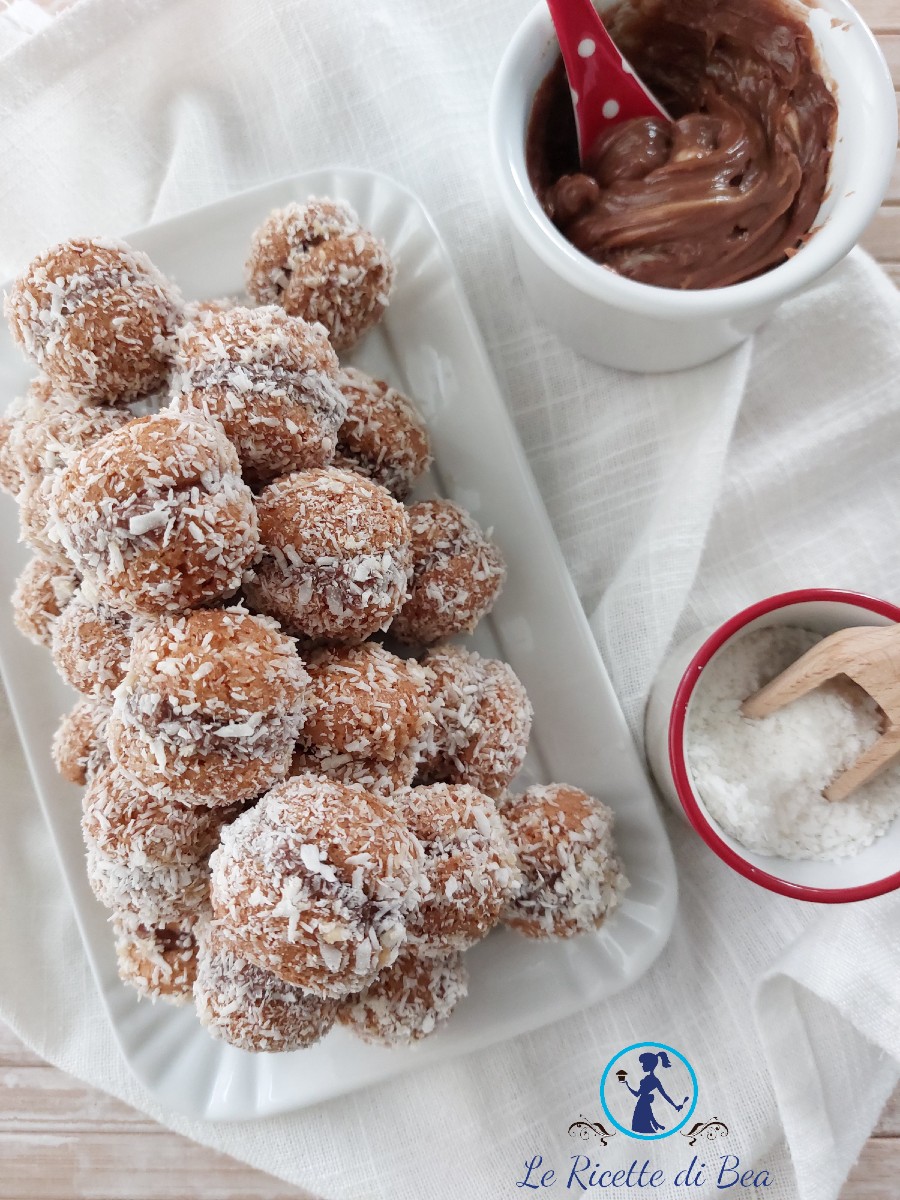 Damenküsschen mit Amaretti und Nutella