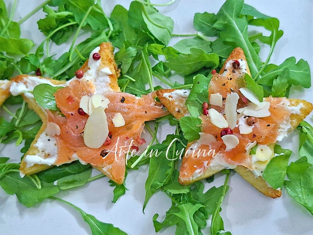 HÄPPCHEN mit LACHS und ROBIOLA