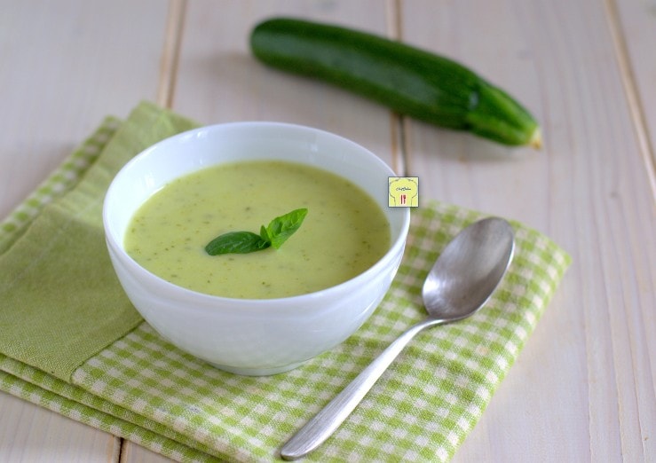 Kalte Zucchinisuppe