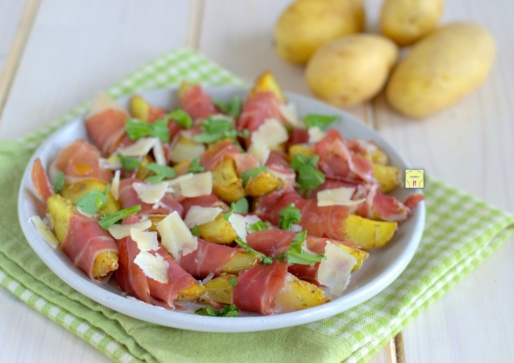 Kartoffelhäppchen mit rohem Schinken