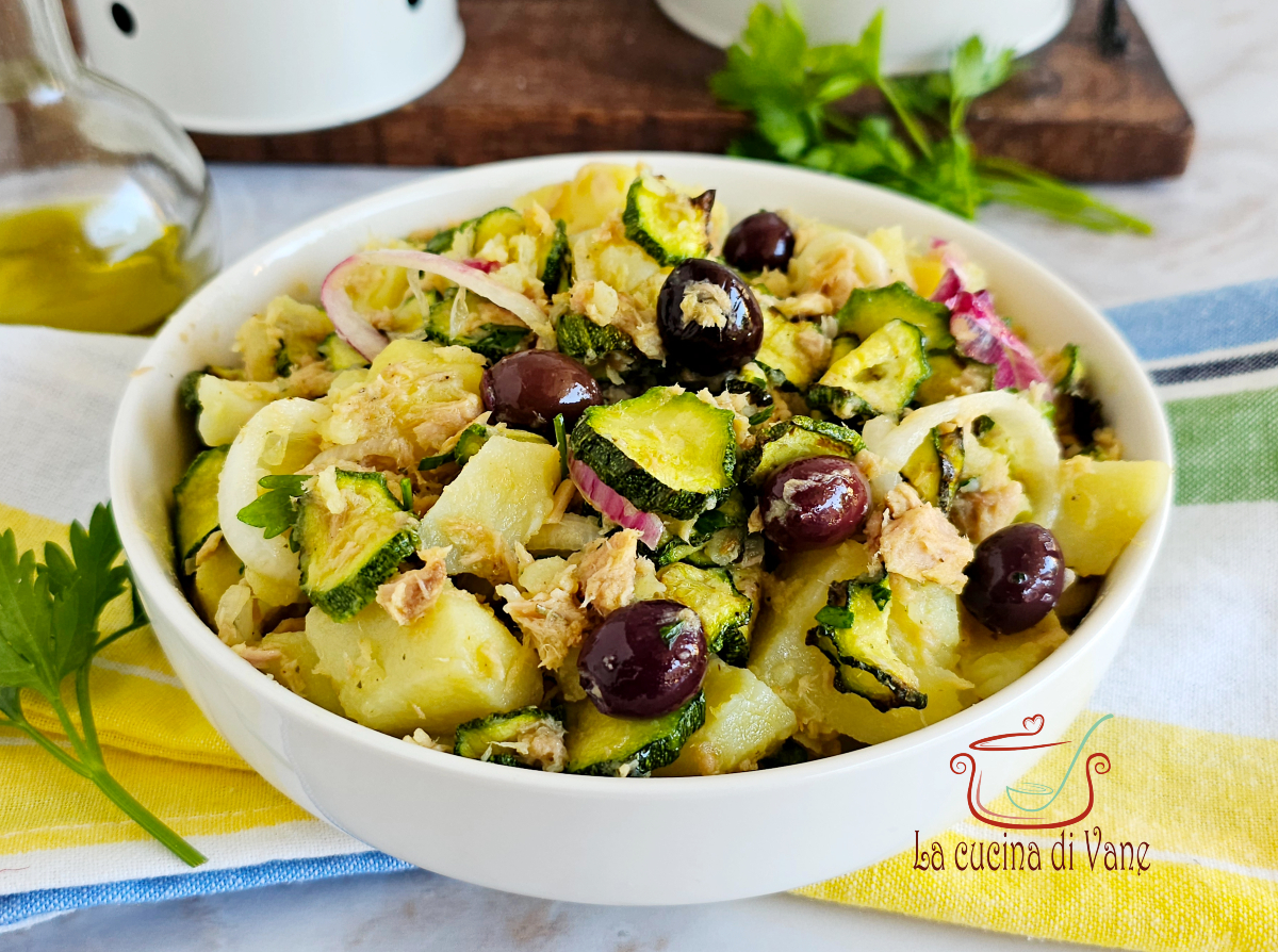 KARTOFFELSALAT MIT THUNFISCH UND ZUCCHINI
