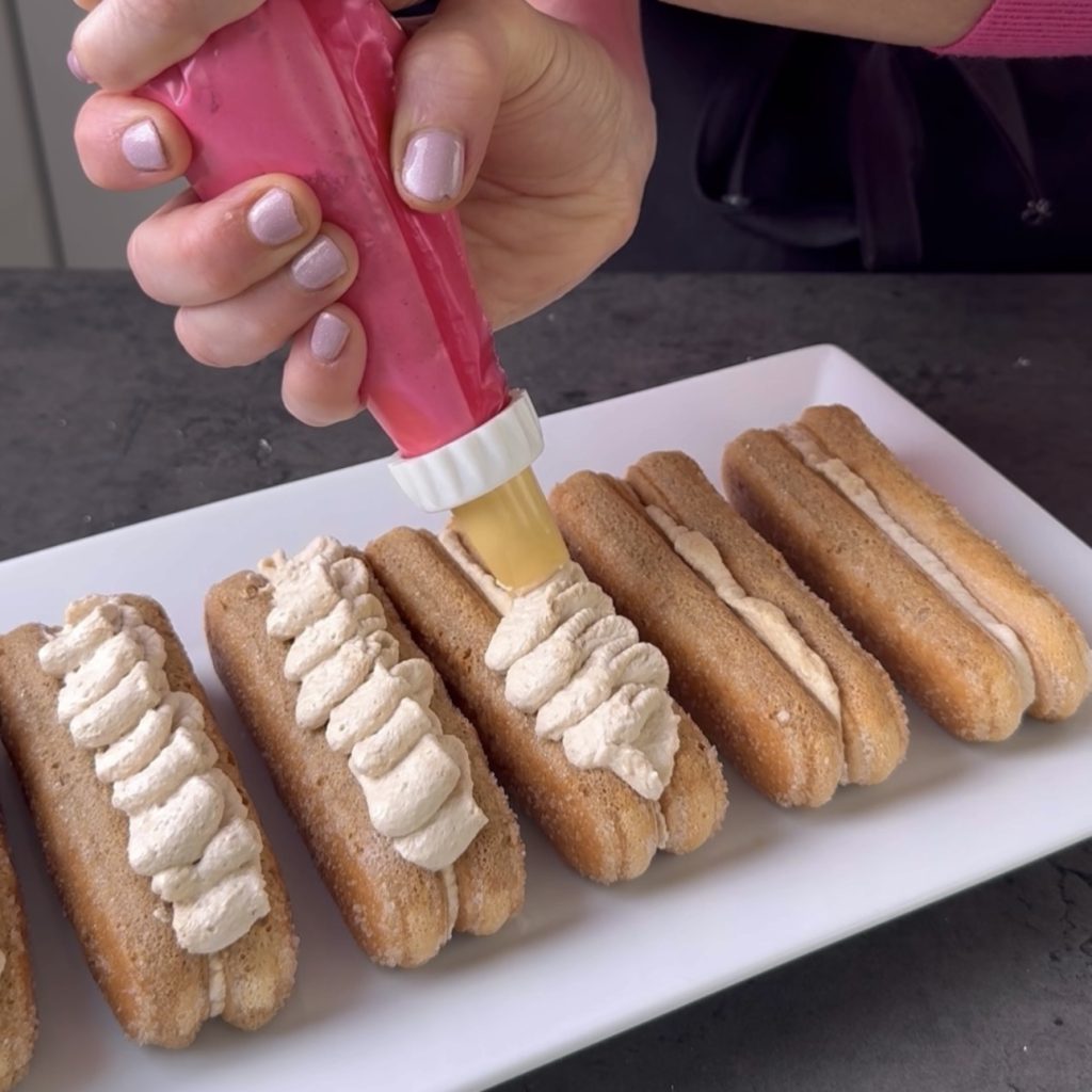 ladyfinger mit kaffee-creme
