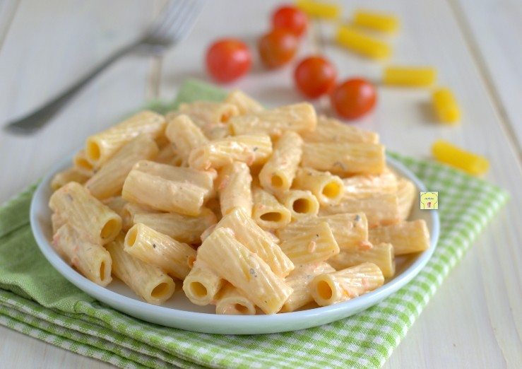 Pasta mit Philadelphia und Kirschtomaten