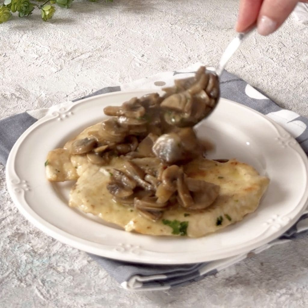 Putenschnitzel mit Pilzen