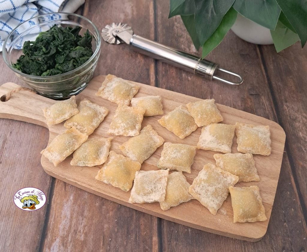 Ravioli mit Ricotta und Spinat