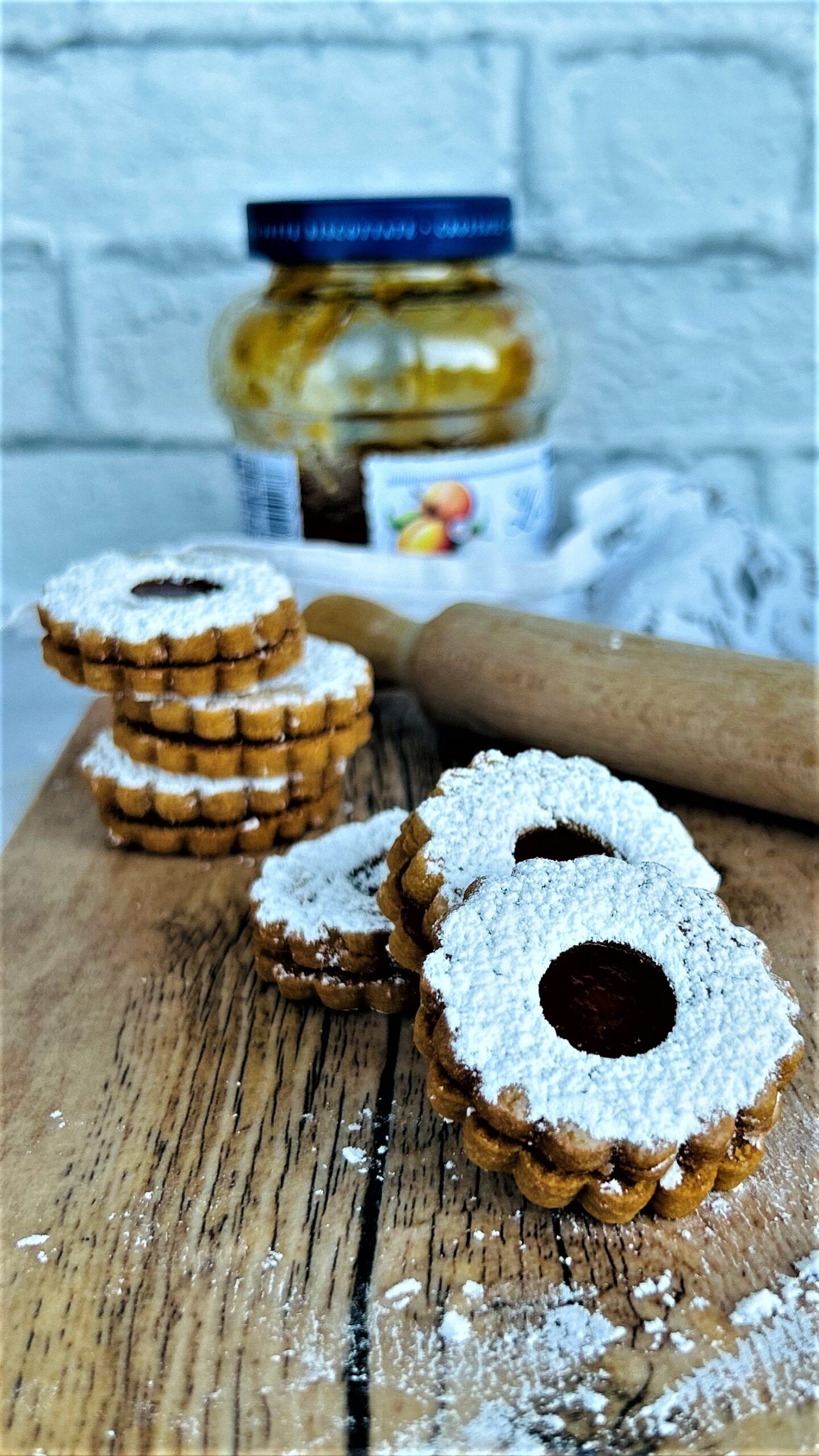 Spiegeleierplätzchen (aus Dinkelmehl)