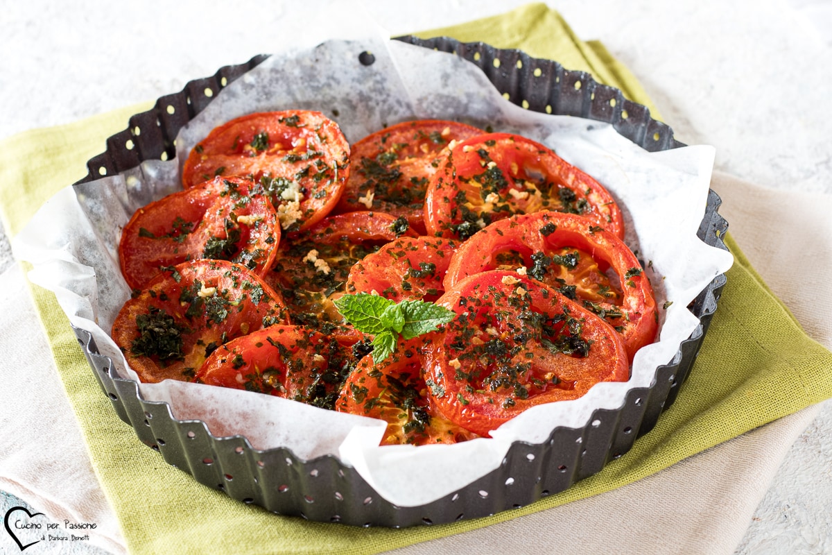 TOMATEN IN DER LUFTFRITTEUSE mit Knoblauch und Petersilie