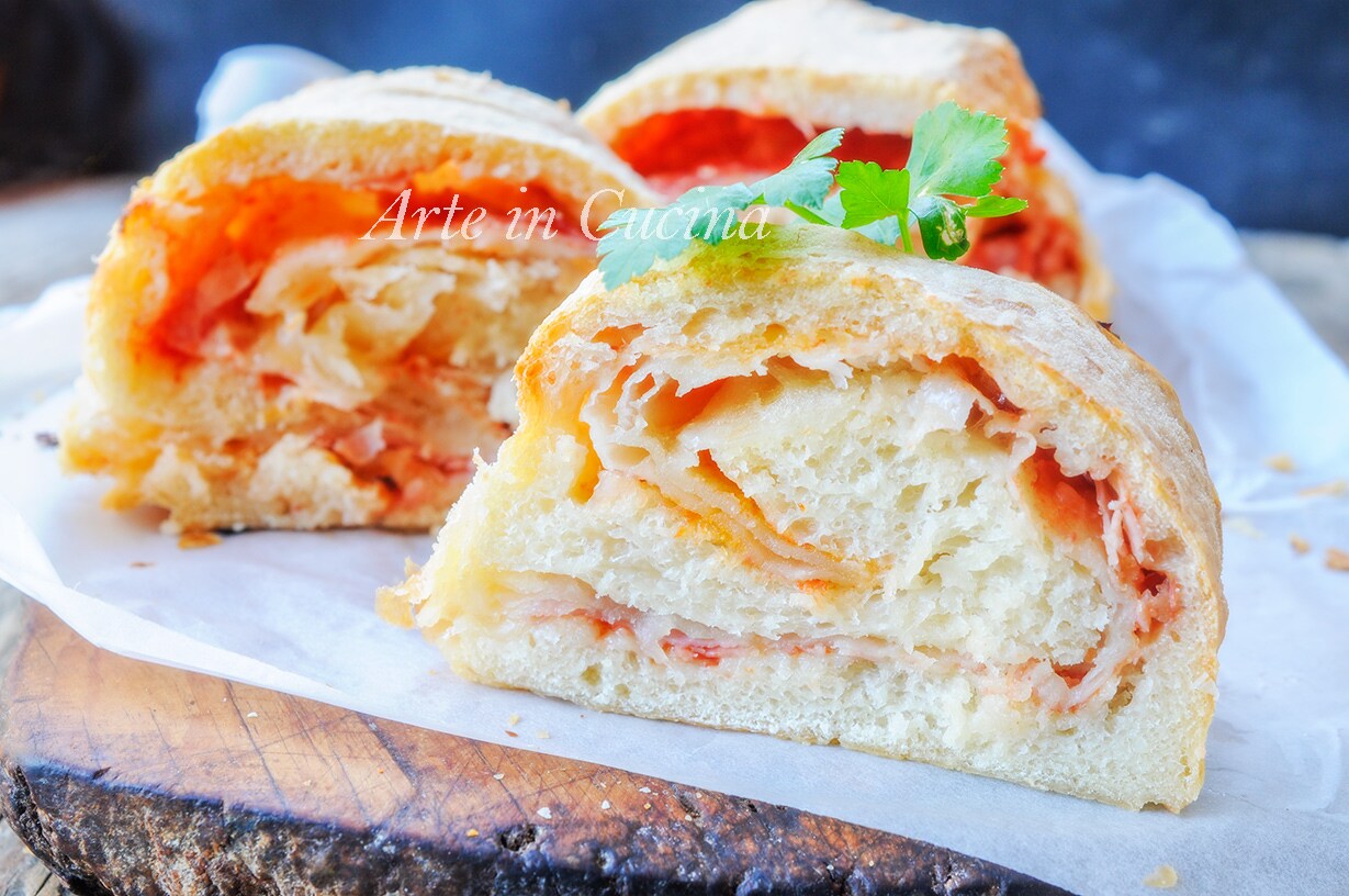 PARISER SCHNECKEN, Brioche mit Pizzageschmack