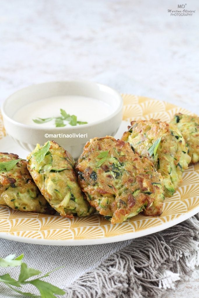 Zucchini und Kichererbsen Frittelle