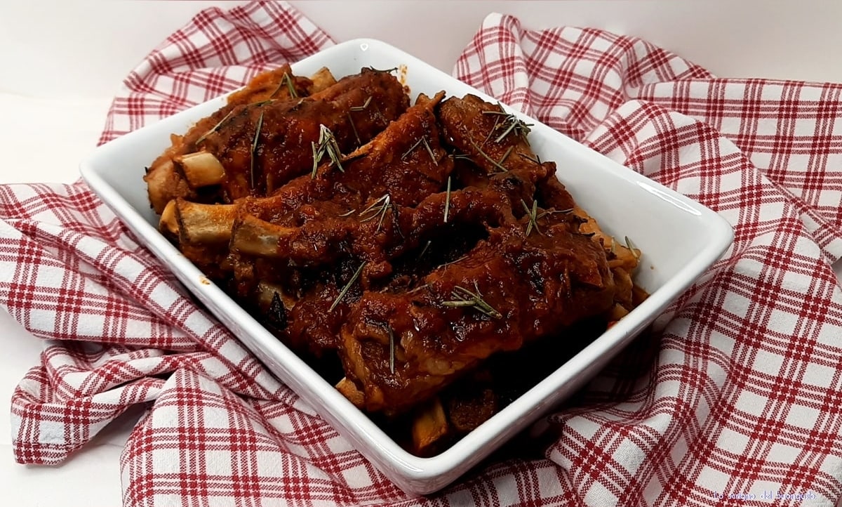 Geschmorte Schweinerippchen