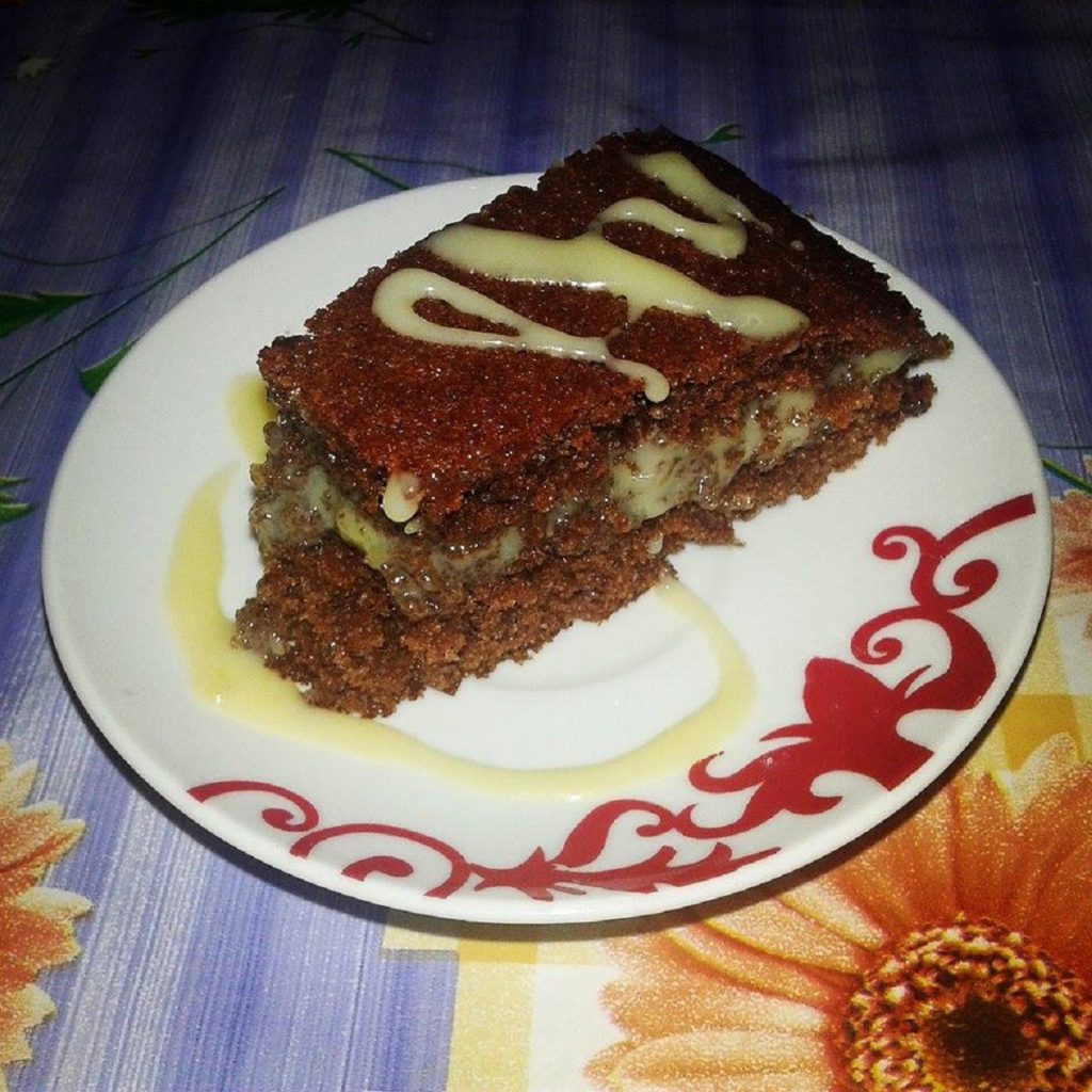 Schokoladenkuchen mit Creme