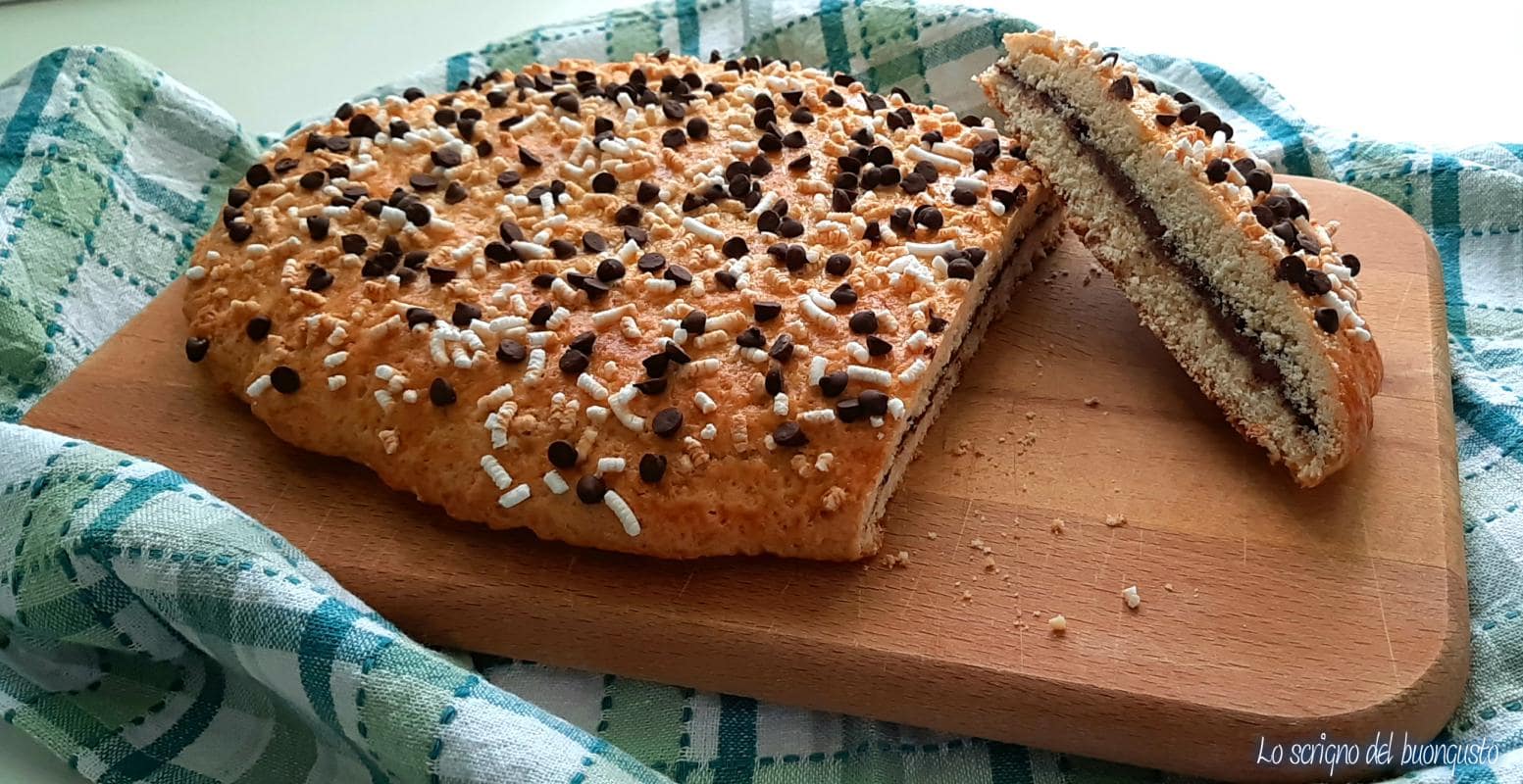 Marchigianischer harter Kranzkuchen