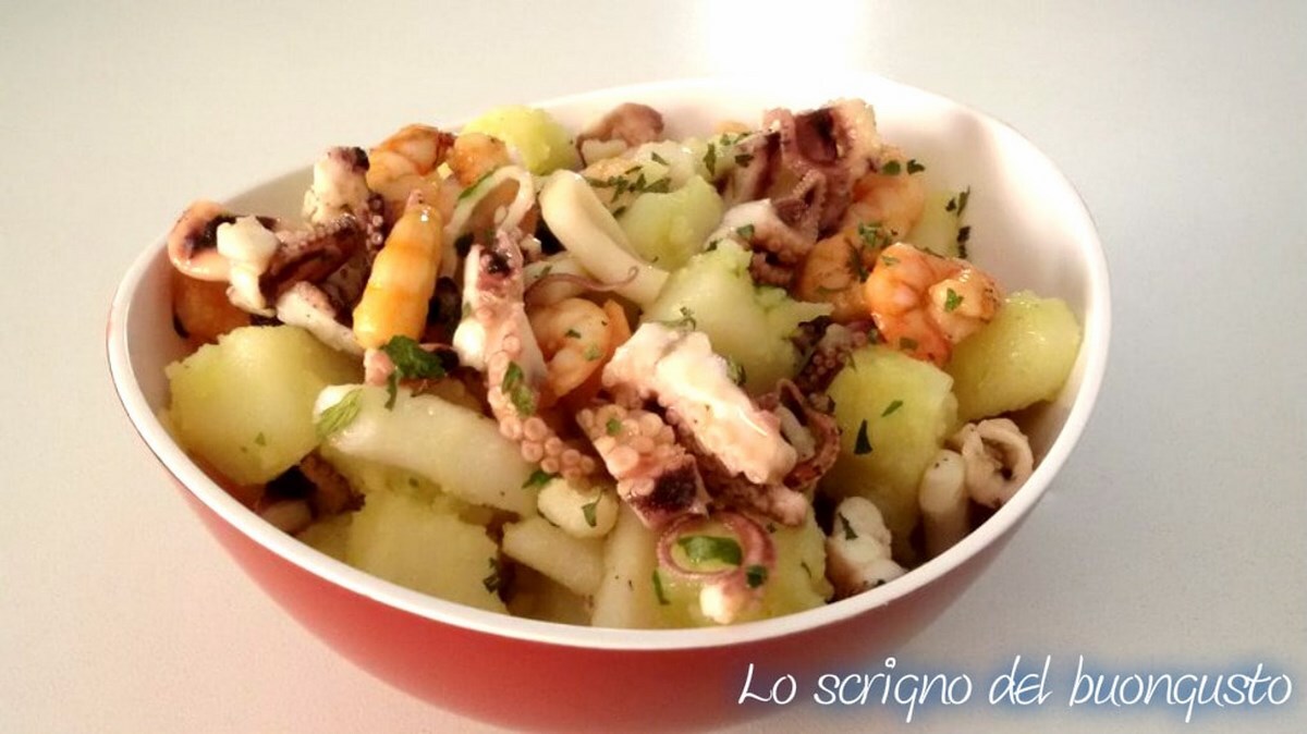 Meeresfrüchtesalat mit Kartoffeln