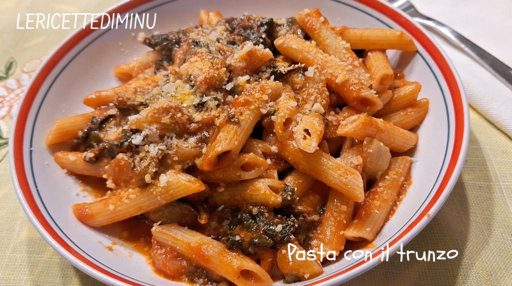 Pasta mit dem Trunzo oder Kohlrabi