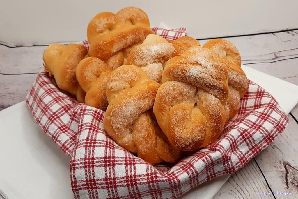 Weiche gezuckerte Zöpfe