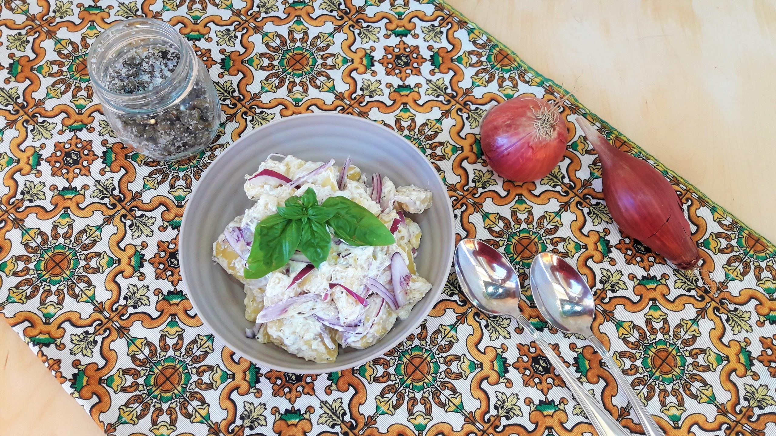 Mediterraner Kartoffel-Joghurt-Salat