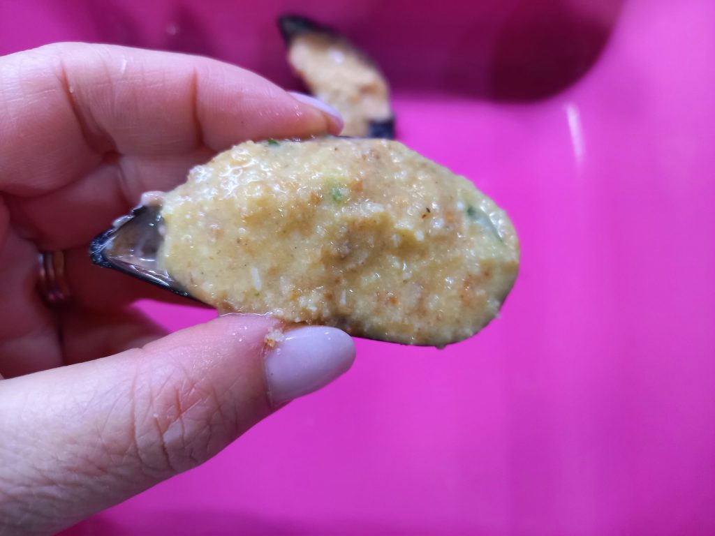 Gefüllte Miesmuscheln in der Pfanne oder gedämpft