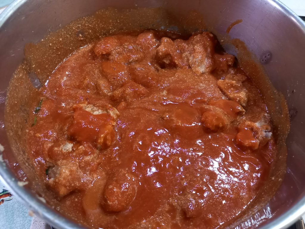 Frische Thunfisch-Bottarga in Sauce