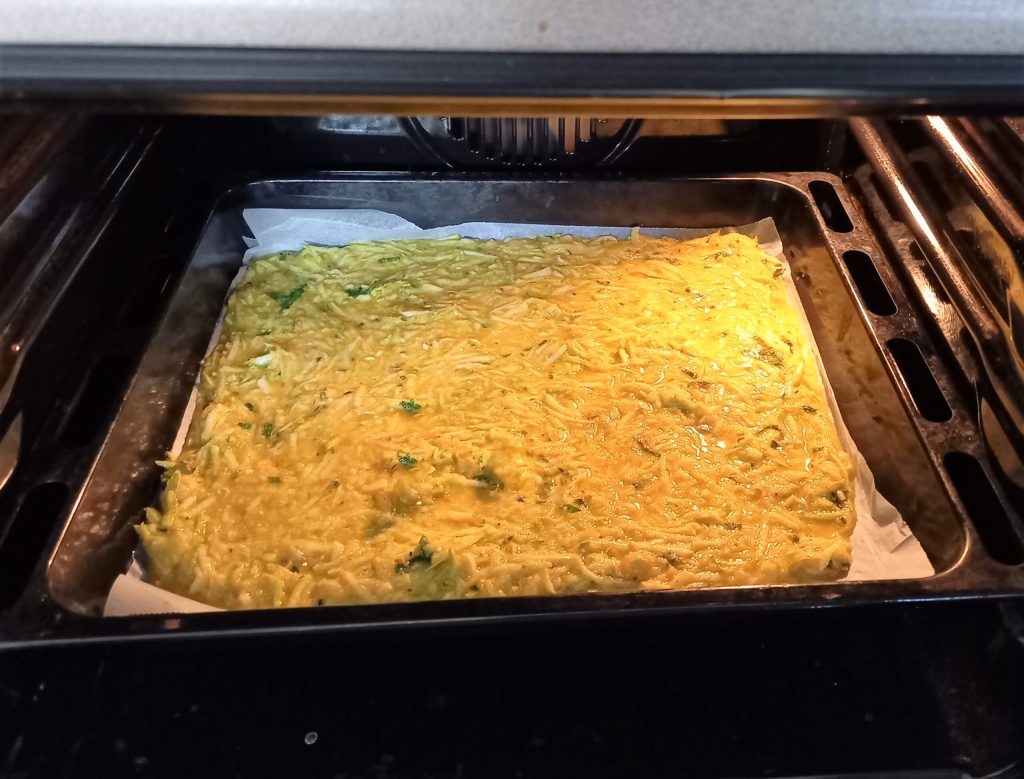 Omelett-Rolle mit leichten Zucchini