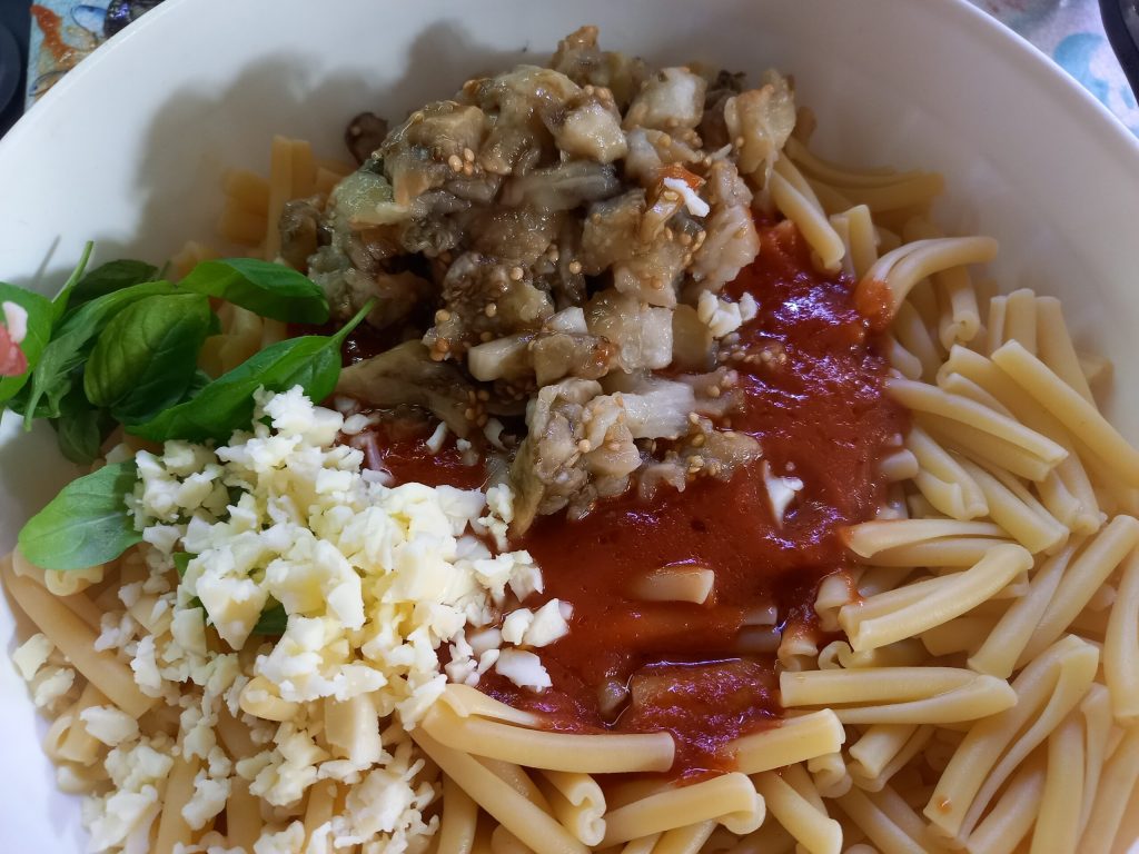 Die überbackene Pasta n'casciata alla Norma