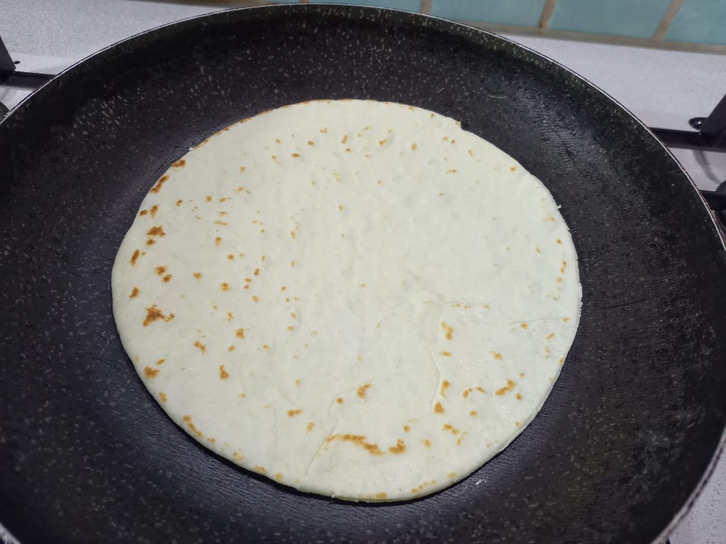 Wie man die Piadina Romagnola macht