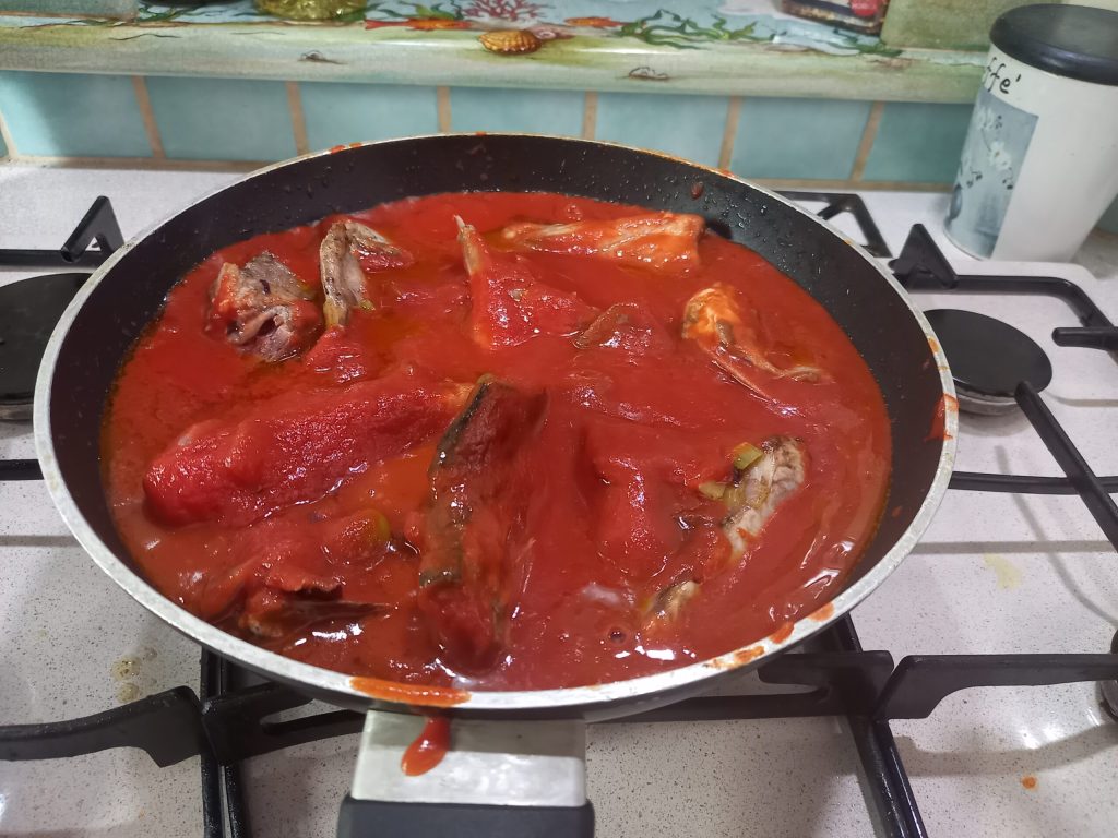 Schwertfischgulasch aus der Meerenge