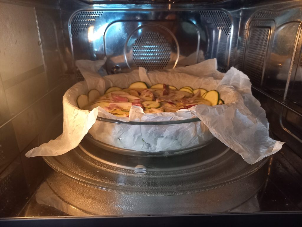 Zucchini- und Ricotta-Küchlein im Ofen