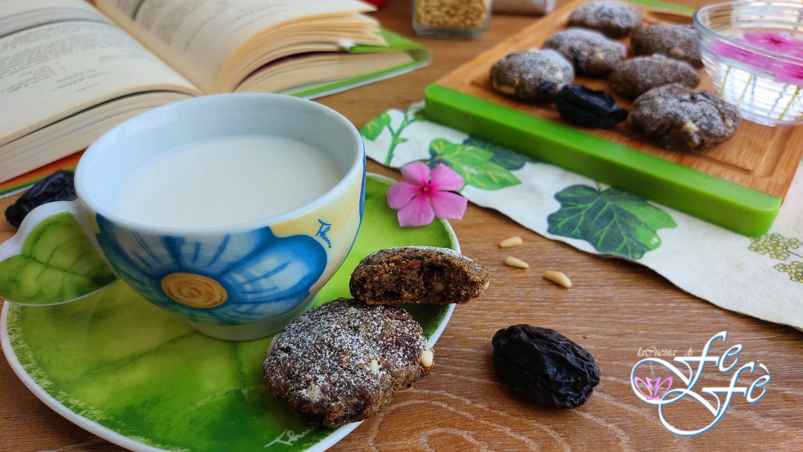 FIT-KEKSE MIT TROCKENPFLAUMEN, ROSINEN UND PINIENKERNEN (Glutenfreies Rezept)