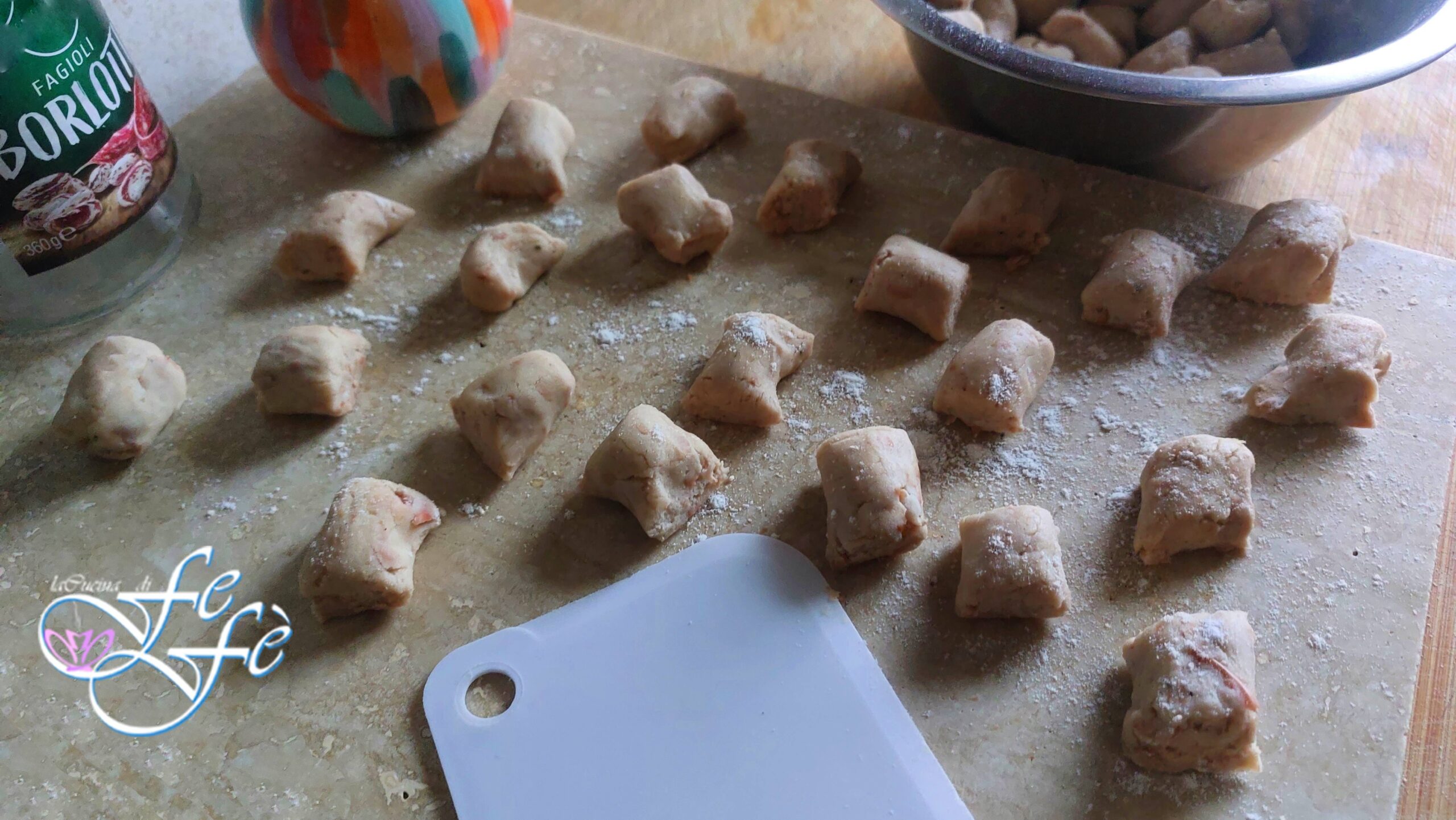 SCHNELLE GNOCCHI AUS BORLOTTIBOHNEN