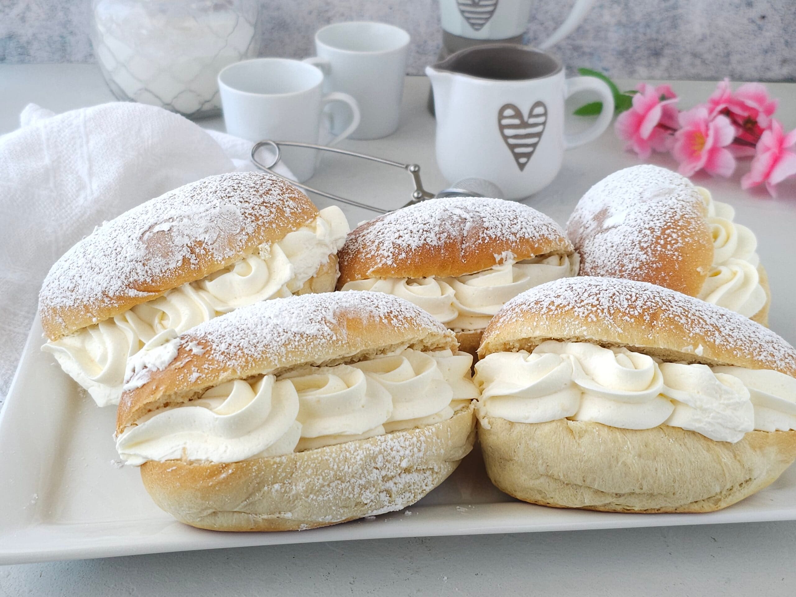 Messinesi Wienerbrötchen, Brioche mit Diplomatcreme