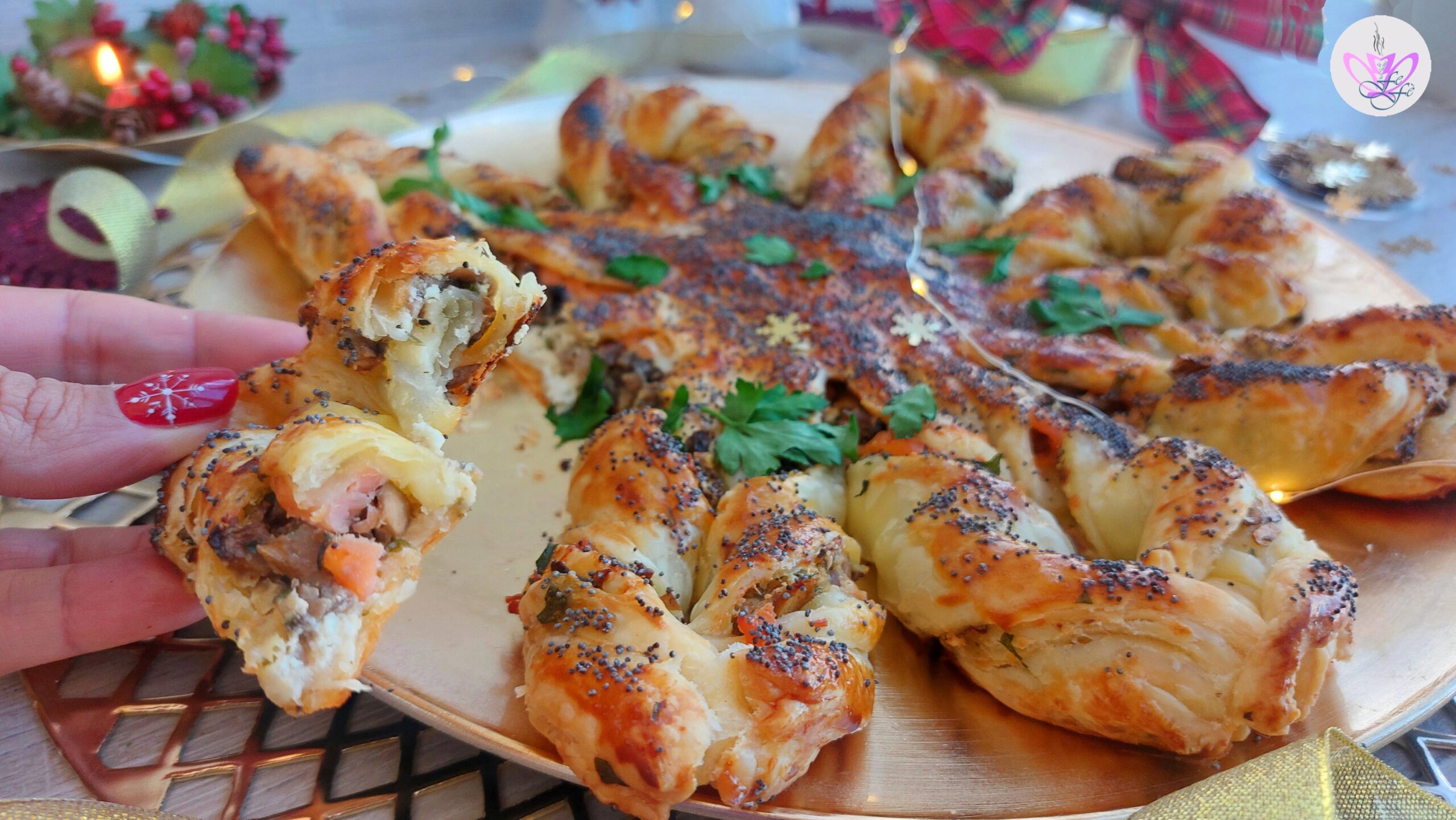 SALZIGER SCHNEEFLOCKENKUCHEN MIT PILZEN UND LACHS