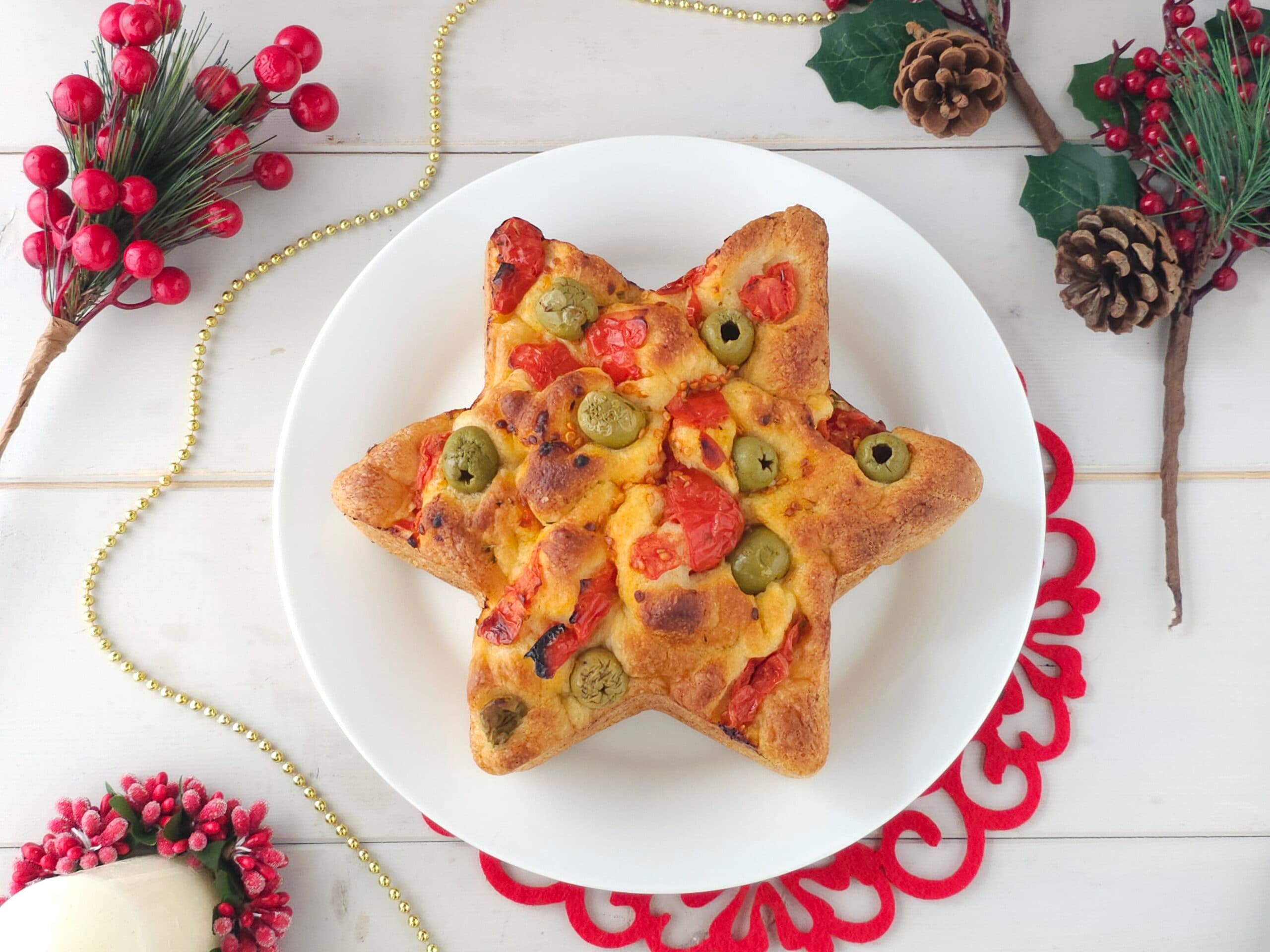 Weihnachtlich gefülltes Panfocaccia