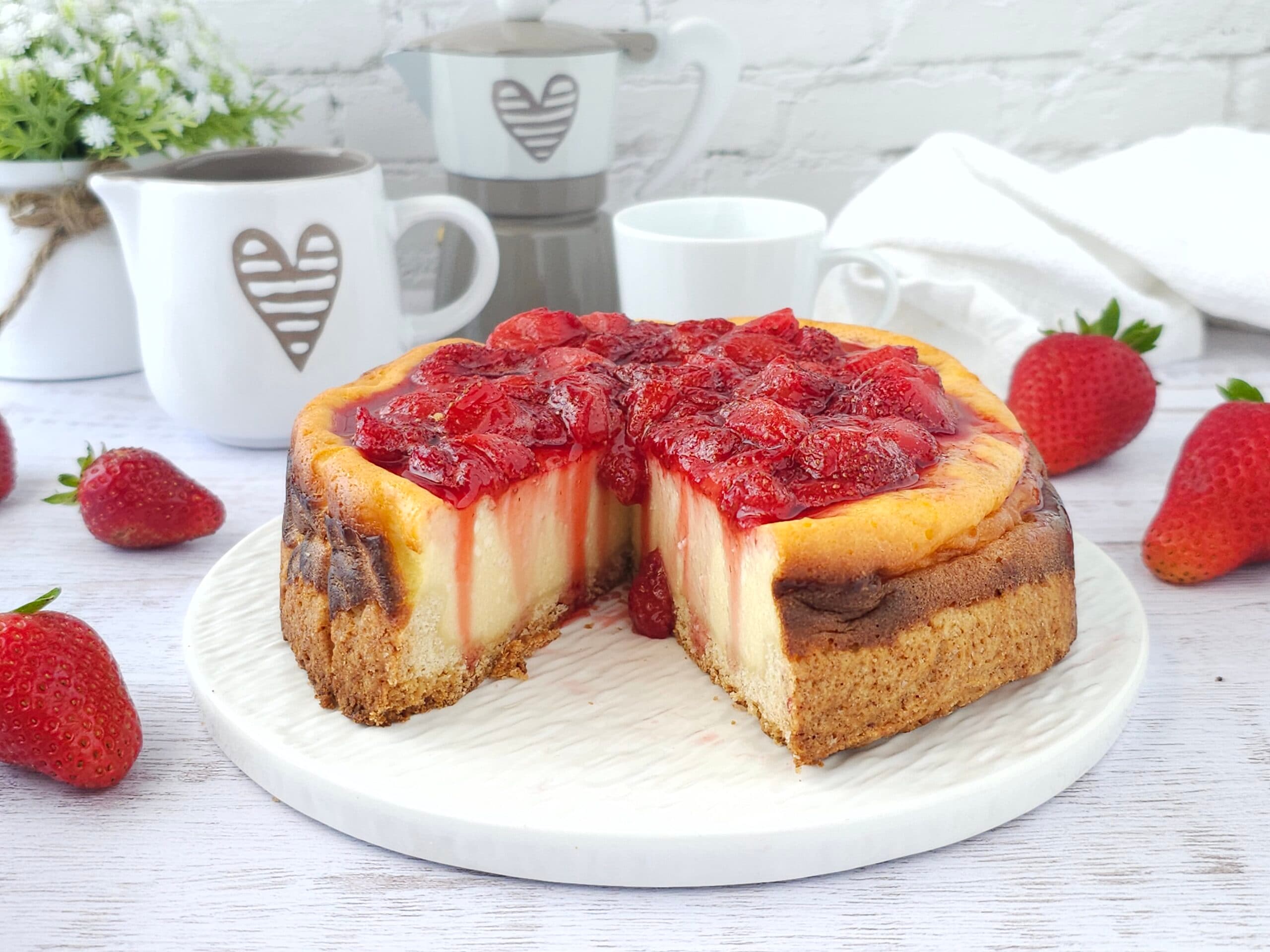 Gebackener Ricotta- und Erdbeer-Käsekuchen