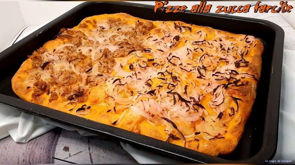 Gefüllte Kürbispizzen