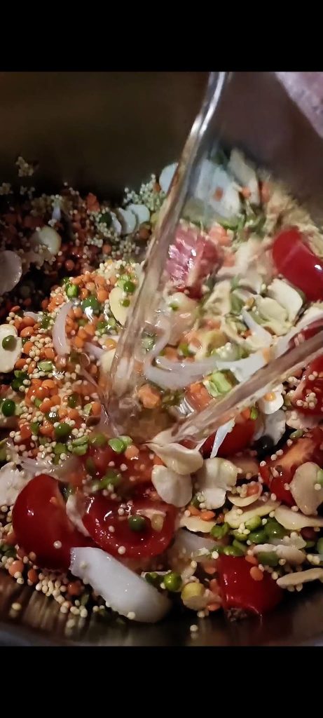 Geben wir die kochende Brühe hinzu