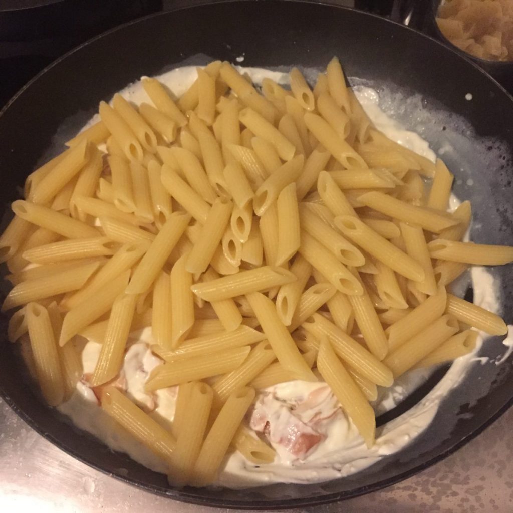 philadelphia speck und getrocknete tomaten