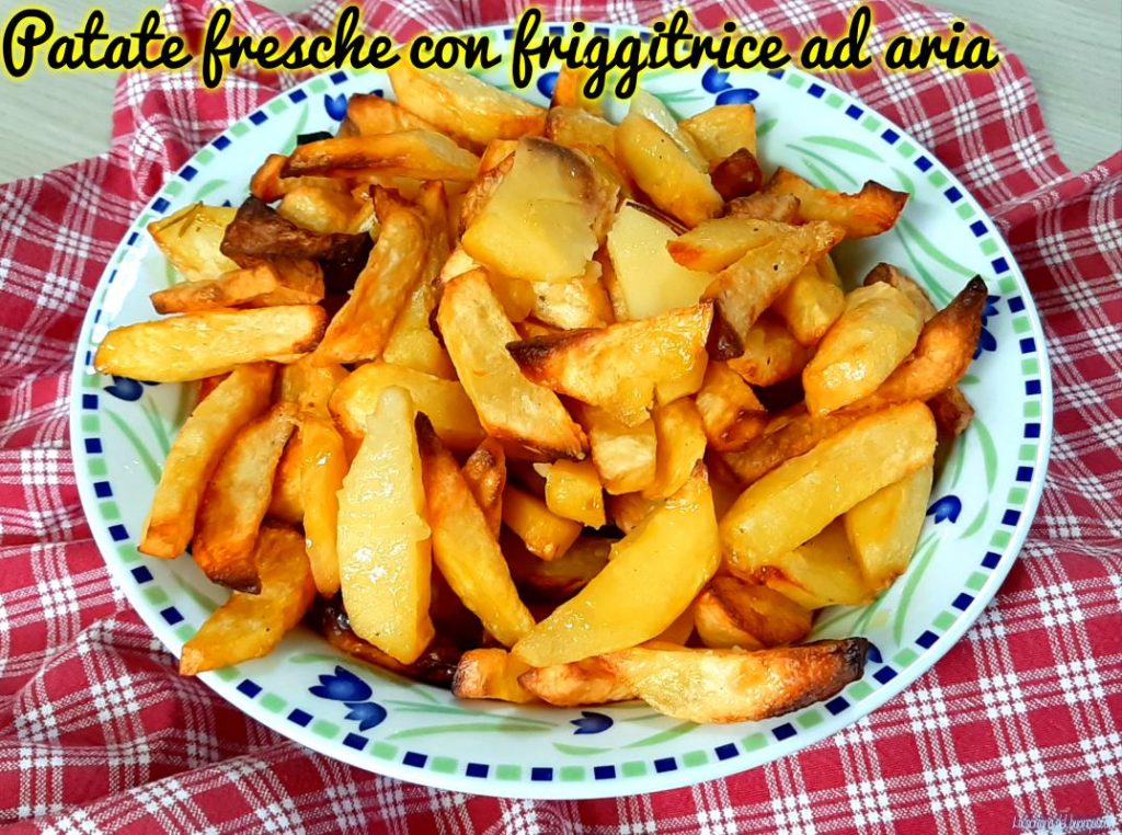 Frische Kartoffeln in der Heißluftfritteuse