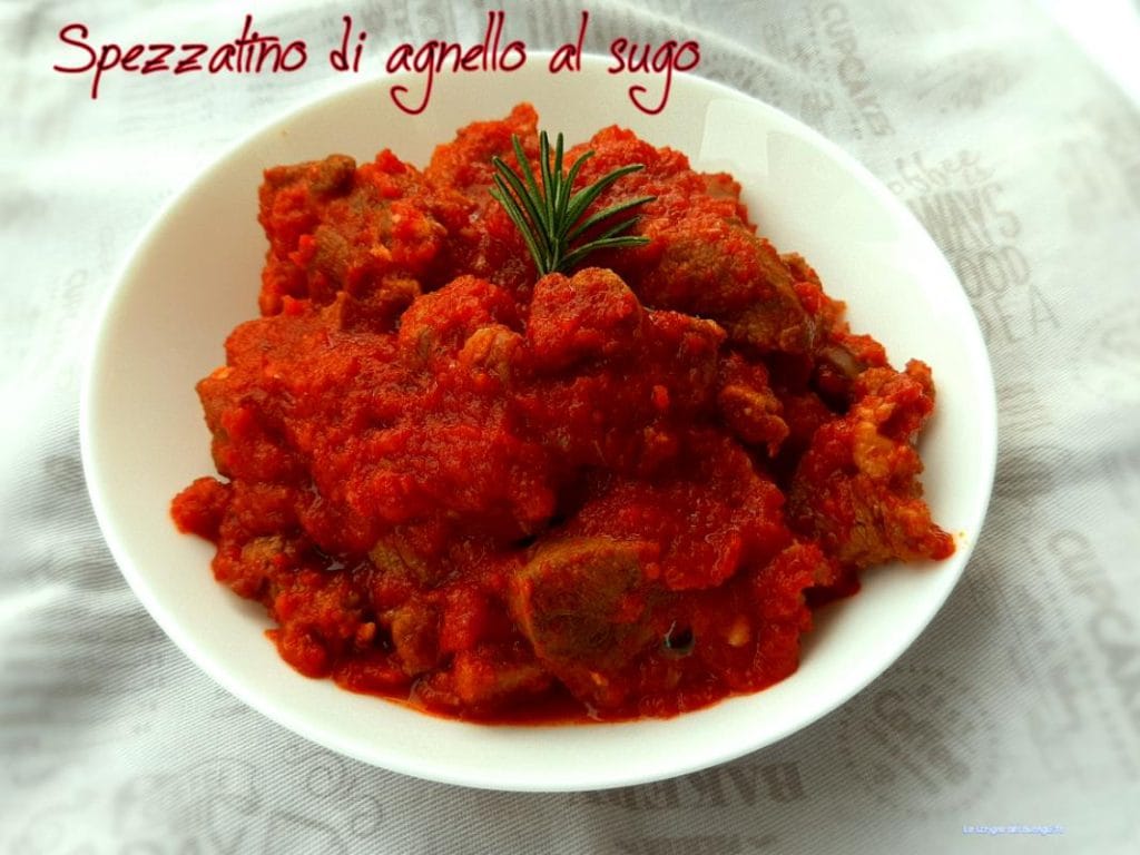 Lammfleisch-Eintopf in Tomatensoße