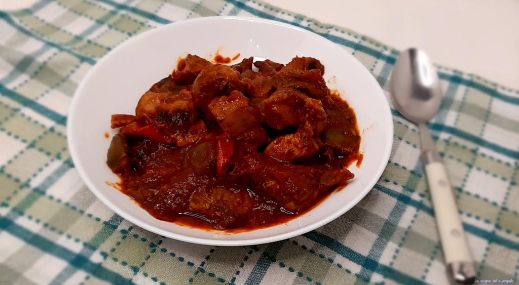 Putenragout in Soße