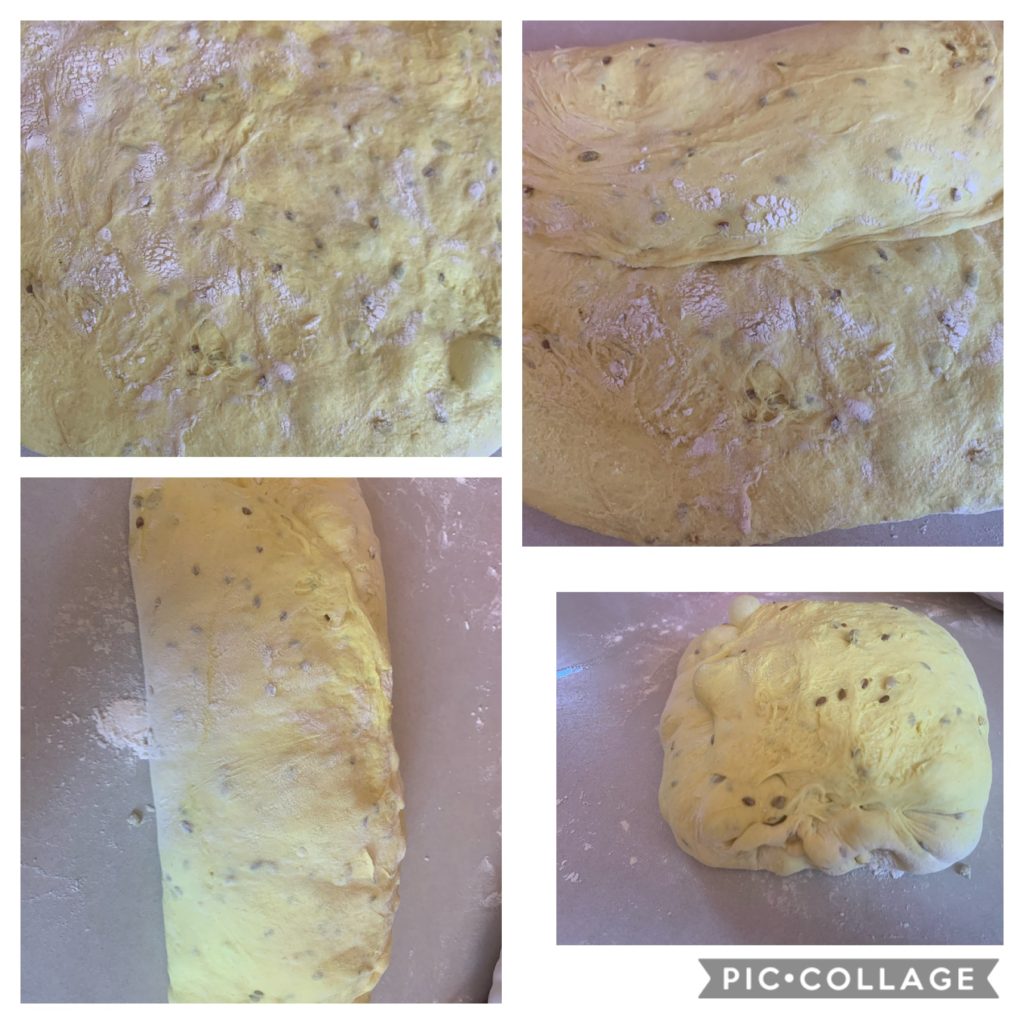 Kurkuma-Brot mit gemischten Samen